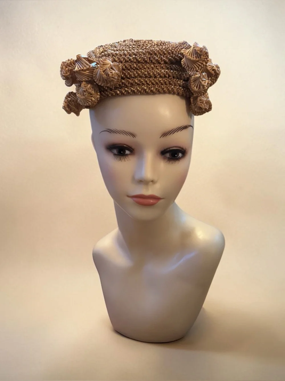 Vintage 1930s Raffia Straw Hat: Scalloped Brim Detail, Miss Alice Label